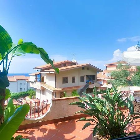 Casa Del Cedro 公寓